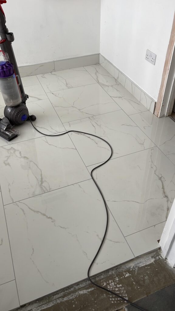 G10 KITCHENS AND BATHROOMS