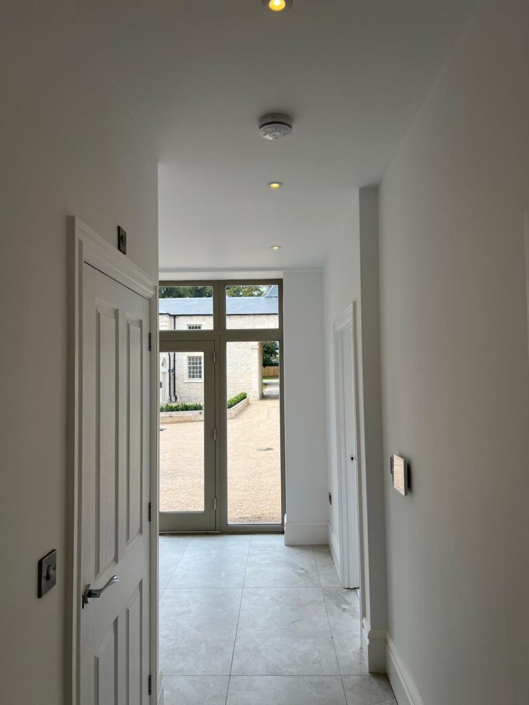G10 KITCHENS AND BATHROOMS