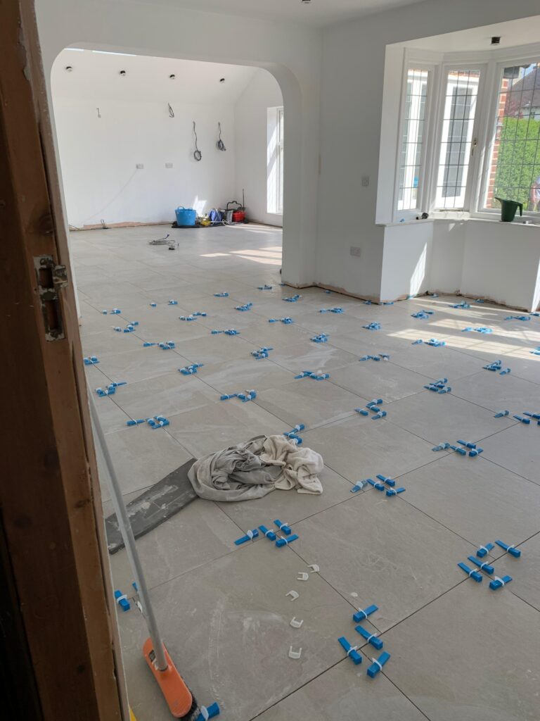 G10 KITCHENS AND BATHROOMS