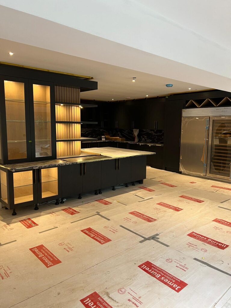 G10 KITCHENS AND BATHROOMS